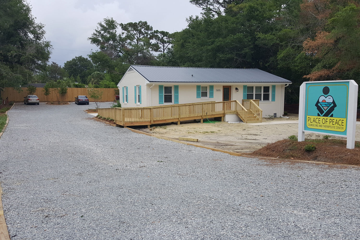 Finished gravel driveway from a front view.